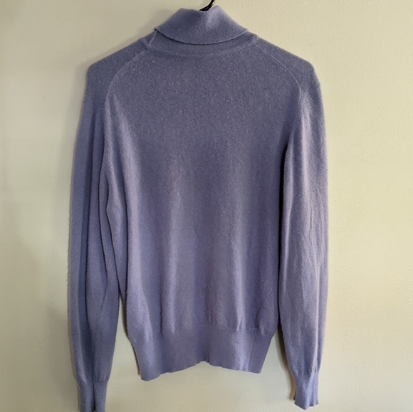 Cashmere Turtleneck Sweater Made in Scotland Lavender - Picture 2 of 7